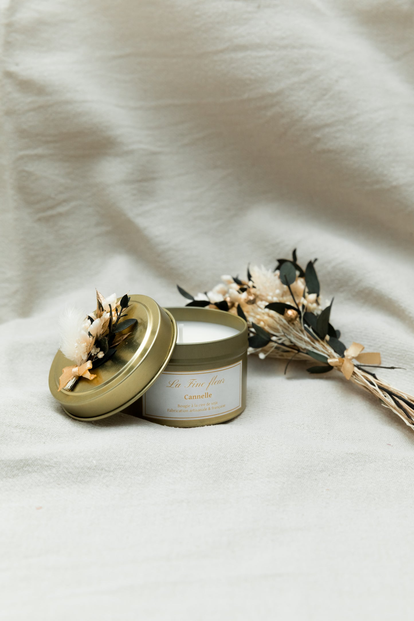 Bouquet et bougie cannelle